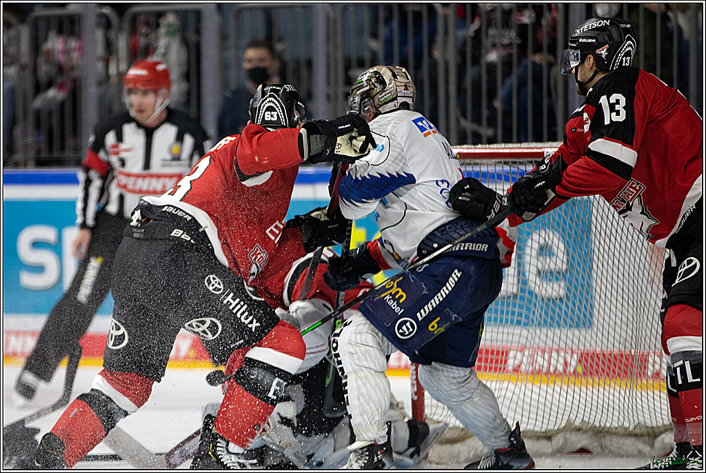 PENNY DEL;  Koelner Haie - Iserlohn Roosters; Koeln, 01.03.2022